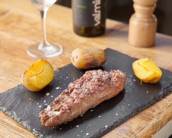 Pluma Ibérica La Parrilla.jpg [75523 Bytes]