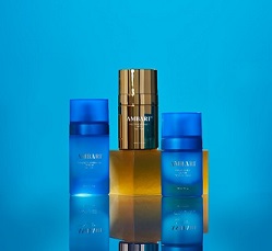 Imagen que contiene art�culos, loci�n, azulDescripci�n generada autom�ticamente