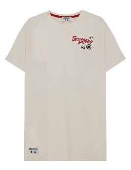 Imagen que contiene ropa, camisetaDescripcin generada automticamente