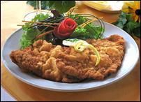 http://upload.wikimedia.org/wikipedia/commons/thumb/a/ae/Wiener-Schnitzel02.jpg/320px-Wiener-Schnitzel02.jpg