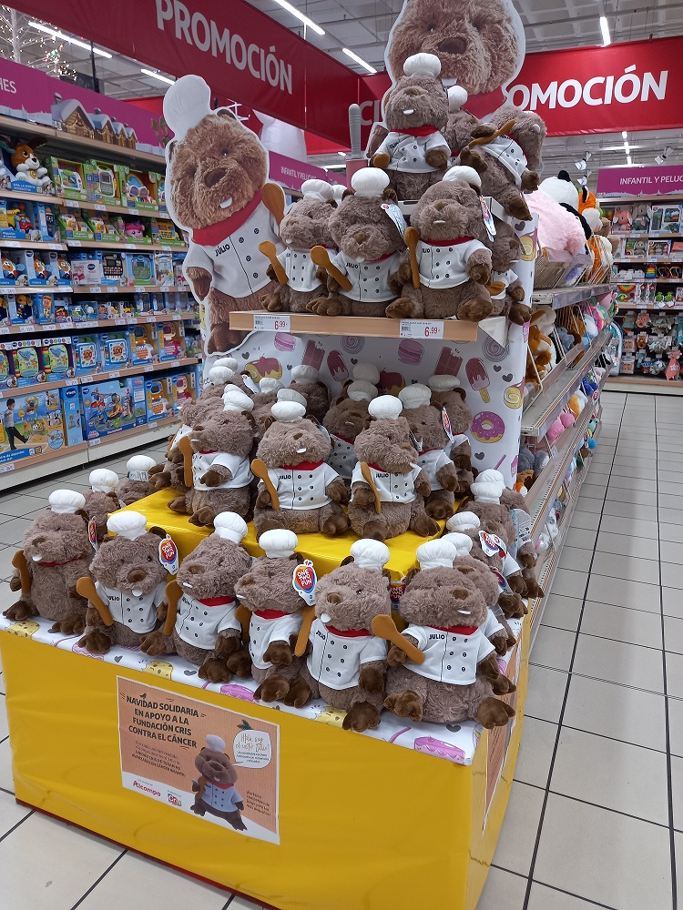 Julio lo tiene todo Un peluche comprometido con el medio ambiente