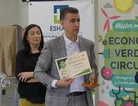 César Celemín, director de la fábrica de Nestlé en Miajadas, fue el encargado de recoger este galardón