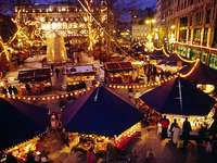 BUDAPEST, MERCADILLO DE NAVIDAD
