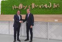 Felip Pascual, Director de la división de Business & Industry de Serunion y Juan Alonso de Lomas, Presidente-Consejero Delegado de L’Oréal España.