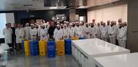 Trabajadores de ELPOZO ALIMENTACIÓN participan en un curso formativo del proyecto de reciclaje ‘Centro de trabajo sostenible’.