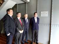 De izquierda a derecha: Jaime Hernani, director general del Grupo AGEX; Víctor Ruiz, presidente de MAFEX; Carlos Álvarez, presidente del Grupo AGEX; y Antonio Garamendi, presidente de la CEOE.