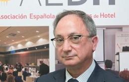 Manuel Vegas Lara, presidente de la Asociación Española de Directores de Hotel.
