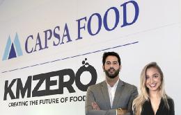 Ruben Hidalgo, Director de CAPSA VIDA y Beatriz Jacoste, Directora de KM ZERO