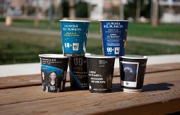 Ediciones especiales de los vasos de café que han servido las máquinas de Alliance Vending para celebrar La Hora del Planeta desde 2011