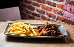 Atún rojo encebollado al estilo Barbate