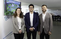Sonia Guerra, Directora del Centro Europeo de Atención Telefónica de CHEP, Christian Carrasco y Alfonso Martín