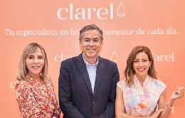 Periodista Katia Rocha, José María Jiménez y Virginia Troconis (embajadora de Clarel)