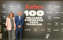 Virginia Albuena, responsable de RRHH de Mars Iberia, y Luis Tobías, director de la planta de Mars en Arévalo